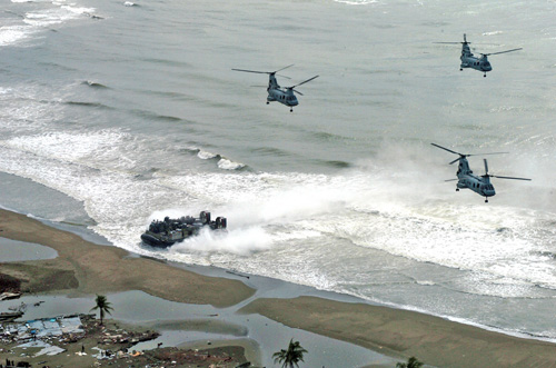 Hélicoptère CH46 Seaknight des US Marines