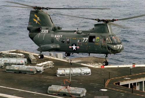 Hélicoptère UH46D Seaknight de l'US Navy