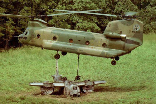 Hélicoptère CH47 Chinook Australie