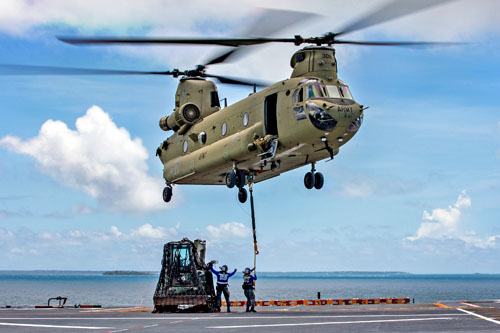 Hélicoptère CH47F Chinook Australie