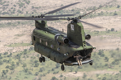 Hélicoptère CH47 Chinook KLU au Mali