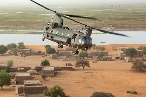 Hélicoptère CH47 Chinook au Mali