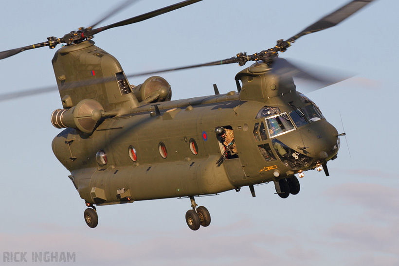 Hélicoptère CH47 Chinook RAF