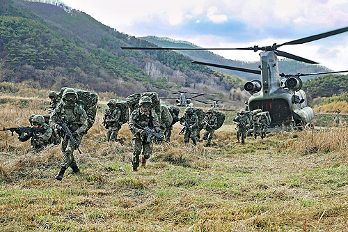 Hélicoptère CH47 Chinook Corée du Sud