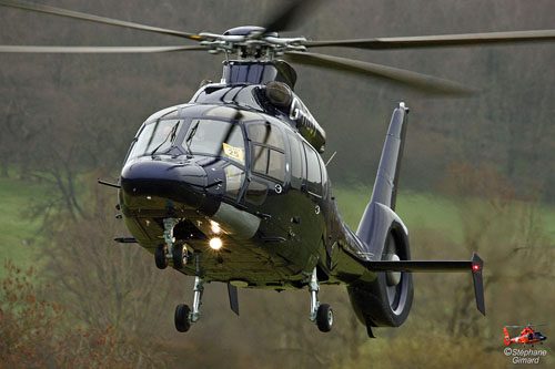 Hélicoptère EUROCOPTER EC155 Dauphin