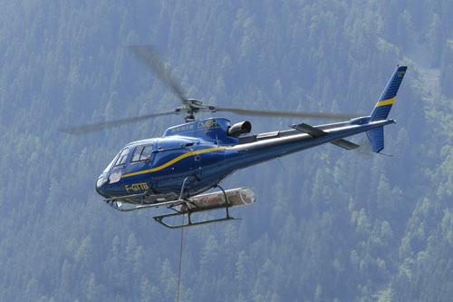 Hélicoptère AS350 Ecureuil de CMBH