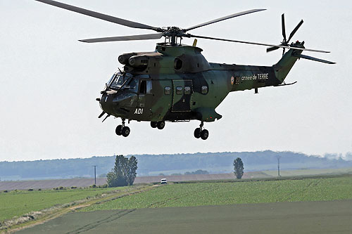 Hélicoptère SA330 Puma ALAT