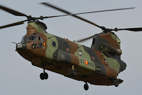 Hélicoptère CH47 Chinook FAMET