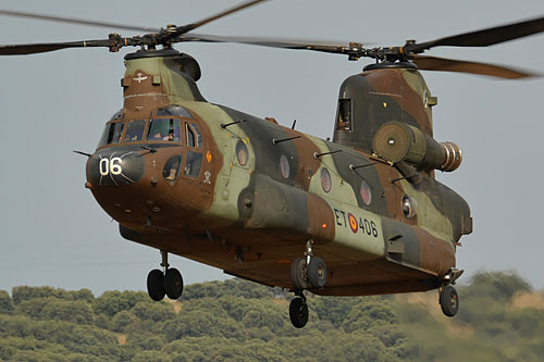 Hélicoptère CH47 Chinook FAMET