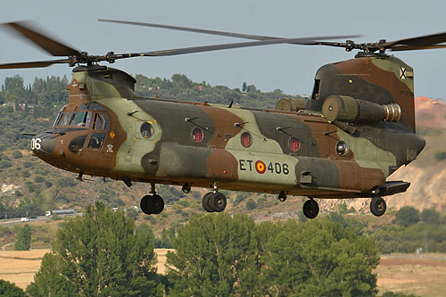 Hélicoptère CH47 Chinook FAMET