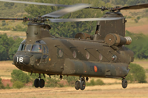 Hélicoptère CH47 Chinook FAMET