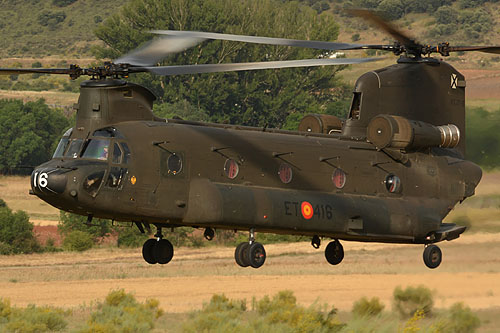 Hélicoptère CH47 Chinook FAMET