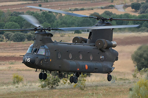 Hélicoptère CH47 Chinook FAMET