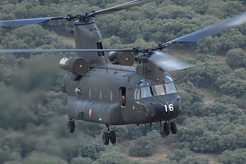 Hélicoptère CH47 Chinook FAMET