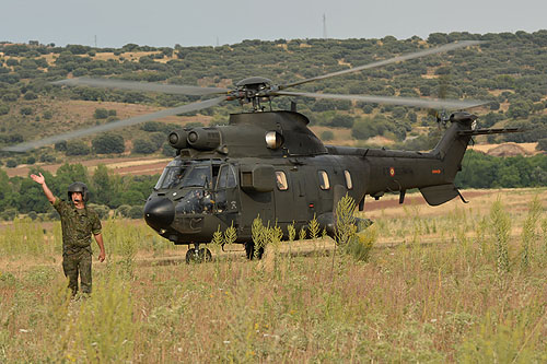 Hélicoptère AS332 SuperPuma FAMET