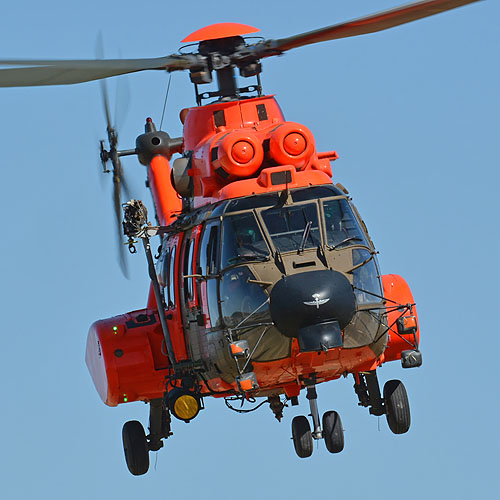 Hélicoptère AS532 Cougar ET670 Unidad Militar de Emergencias (UME)