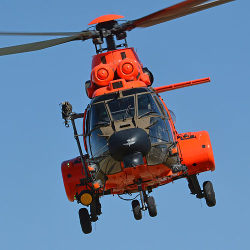 Hélicoptère AS532 Cougar ET670 Unidad Militar de Emergencias (UME)