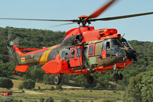 Hélicoptère AS532 Cougar ET670 Unidad Militar de Emergencias (UME)