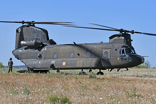 Hélicoptère CH47 Chinook FAMET