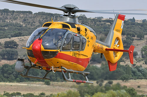 Hélicoptère EC135 UME