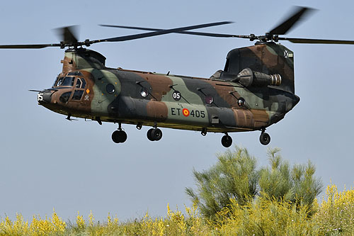 Hélicoptère CH47 Chinook FAMET