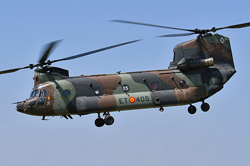 Hélicoptère CH47 Chinook FAMET