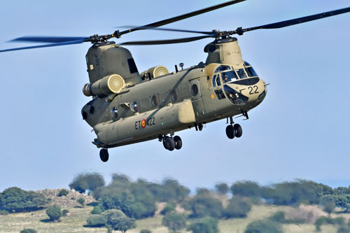 Hélicoptère CH47F Chinook ET422