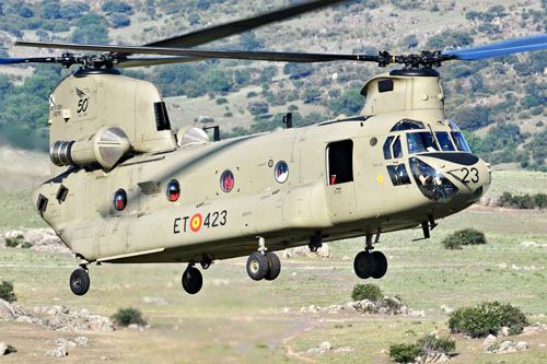 Hélicoptère CH47F Chinook ET423