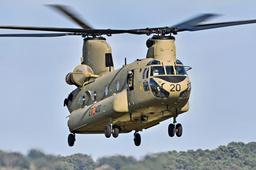 Hélicoptère CH47F Chinook ET420