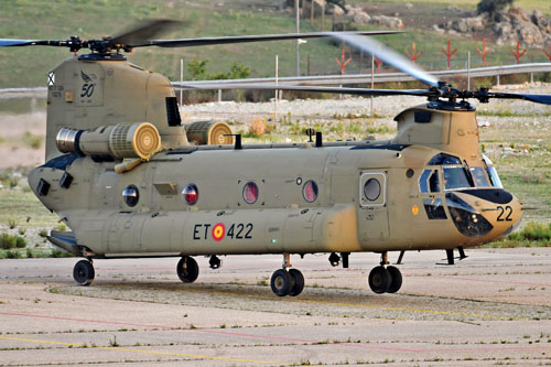 Atterrissage d'un hélicoptères CH47F Chinook