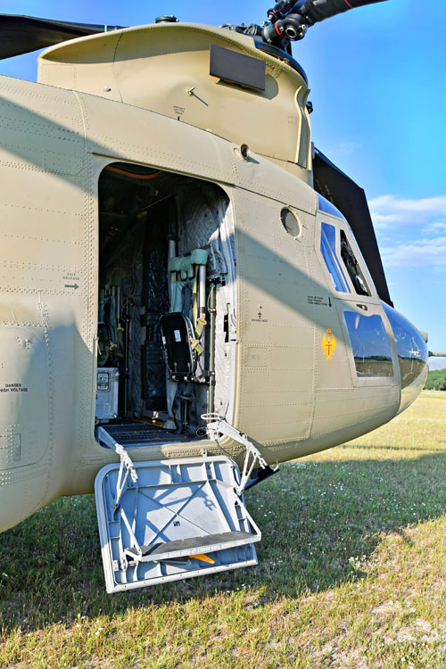 Porte avant des CH47F Chinook