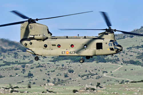 Hélicoptère CH47F Chinook ET423