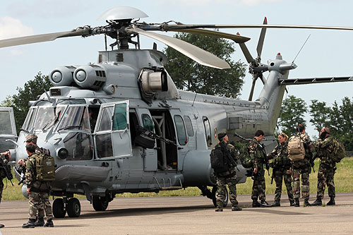 Hélicoptère EC725 Caracal ALAT