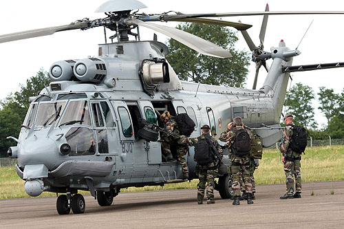 Hélicoptère EC725 Caracal ALAT