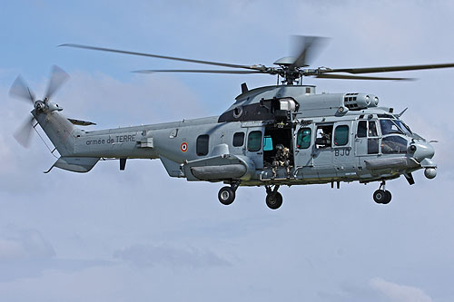 Hélicoptère EC725 Caracal ALAT