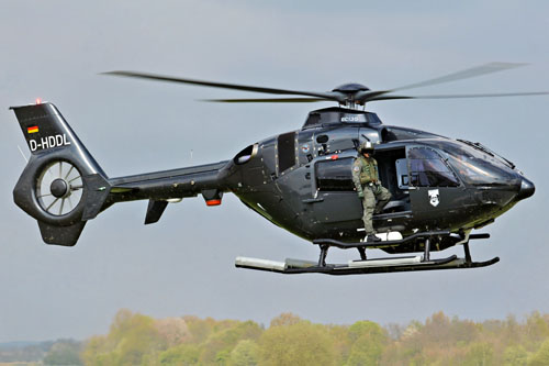Hélicoptère EC135