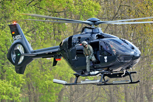 Hélicoptère EC135