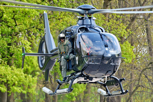 Hélicoptère EC135