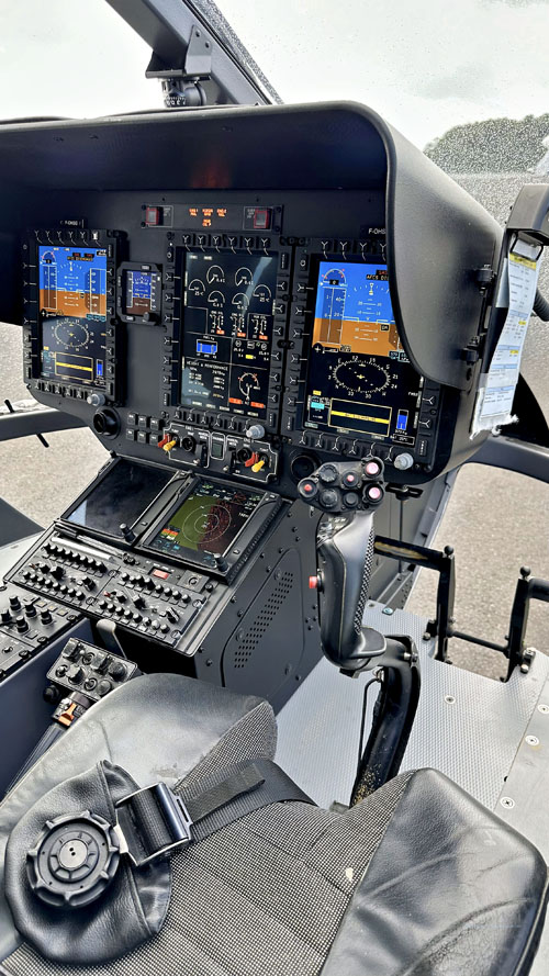 Cockpit EC135