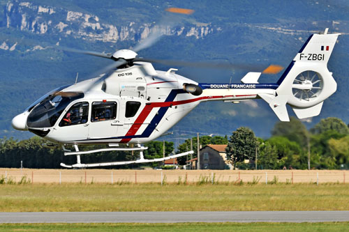 Hélicoptère EC135 Douanes France