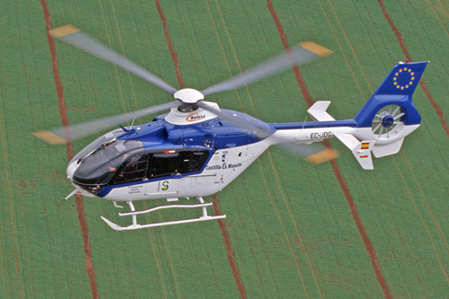 Hélicoptère EC135