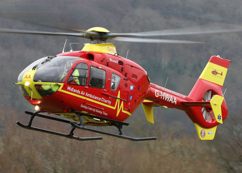 Hélicoptère EC135 G-HWAA MIDLANDS AIR AMBULANCE, UK