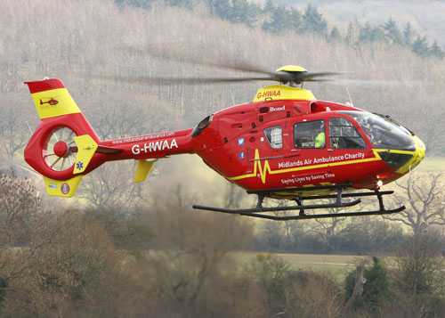 Hélicoptère EC135 G-HWAA MIDLANDS AIR AMBULANCE, UK