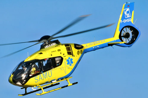 Hélicoptère H135 F-OHSG SAMU 974 La Réunion HELILAGON