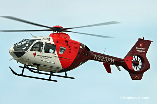 Hélicoptère de secours EC135 N325PH