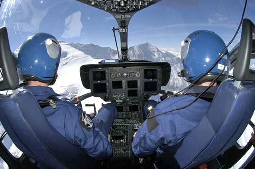 Cockpit EC145