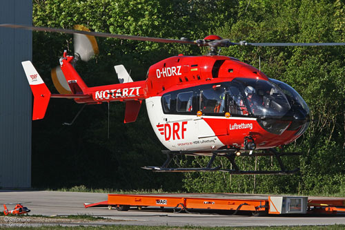 Hélicoptère EC145 D-HDRZ de DRF, basé à Munich, Allemagne