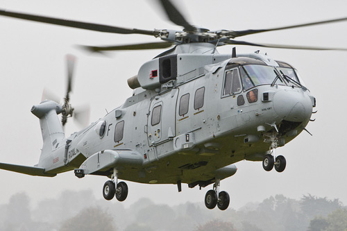 Hélicoptère AW101 Merlin Royal Navy HC4