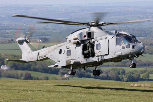 Hélicoptère AW101 Merlin Royal Navy HC4