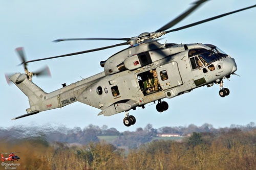 Hélicoptère AW101 Merlin HC4 Royal Navy